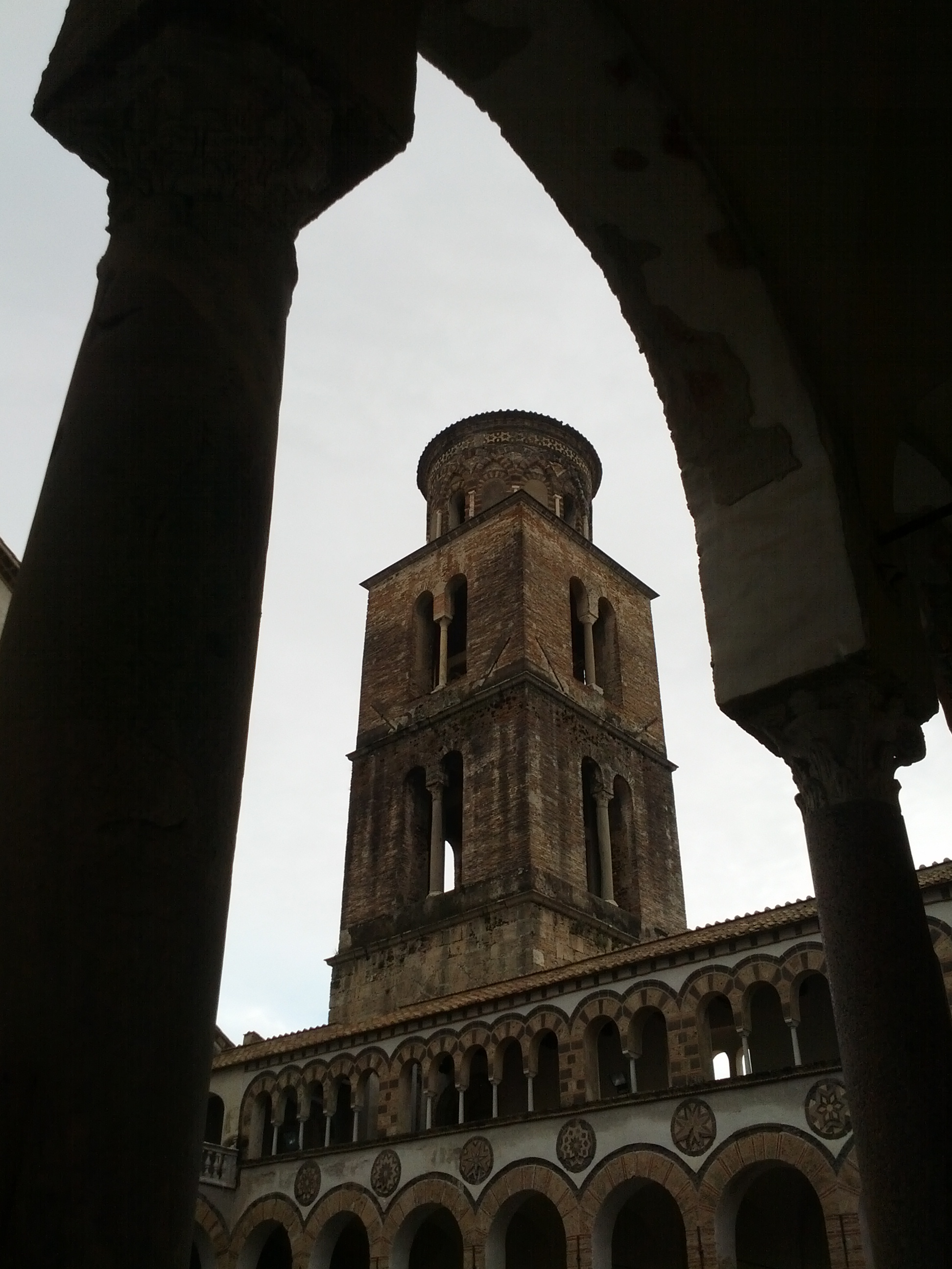 Campanile della Cattedrale di Salerno, dedicata a Santa Maria degli Angeli e a San Matteo